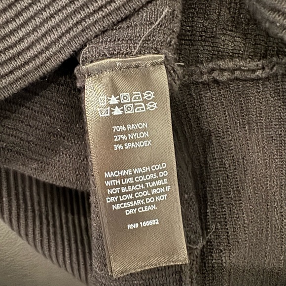 House Of Harlow 1960 Black Knit Deep V Neck Sleeveless Crop Top - Picture 6 of 6